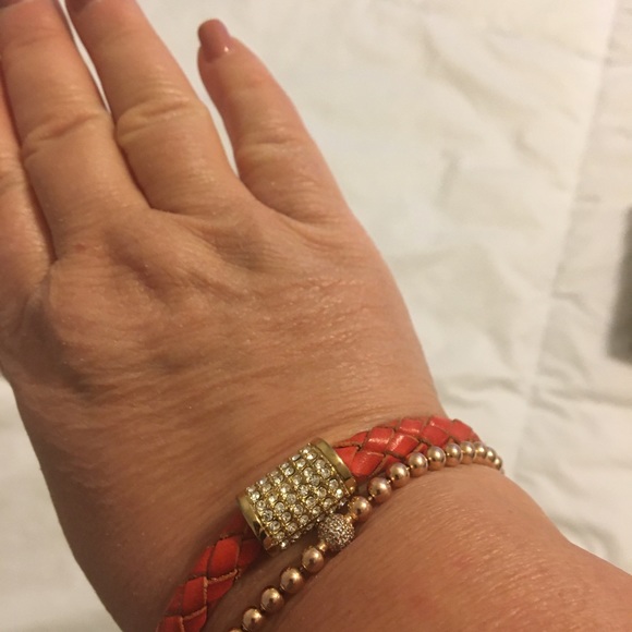 Micheal Kors wrist Bracelet - Picture 3 of 5